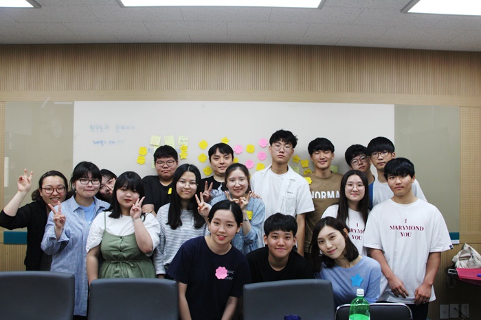 1795.jpg> <!--