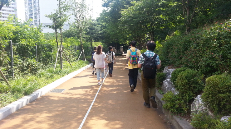 603.jpg> <!--